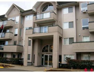 Photo 1: 310 33728 KING Road in Abbotsford: Poplar Condo for sale in "COLLEGE PARK PLACE" : MLS®# F2906866