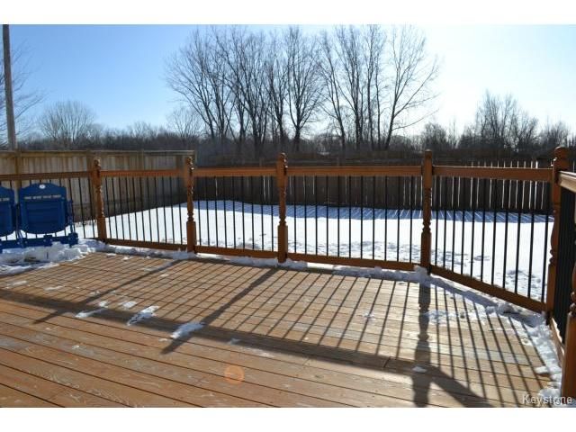 Photo 17: Photos: 10 Carriage House Road in WINNIPEG: St Vital Residential for sale (South East Winnipeg)  : MLS®# 1504404