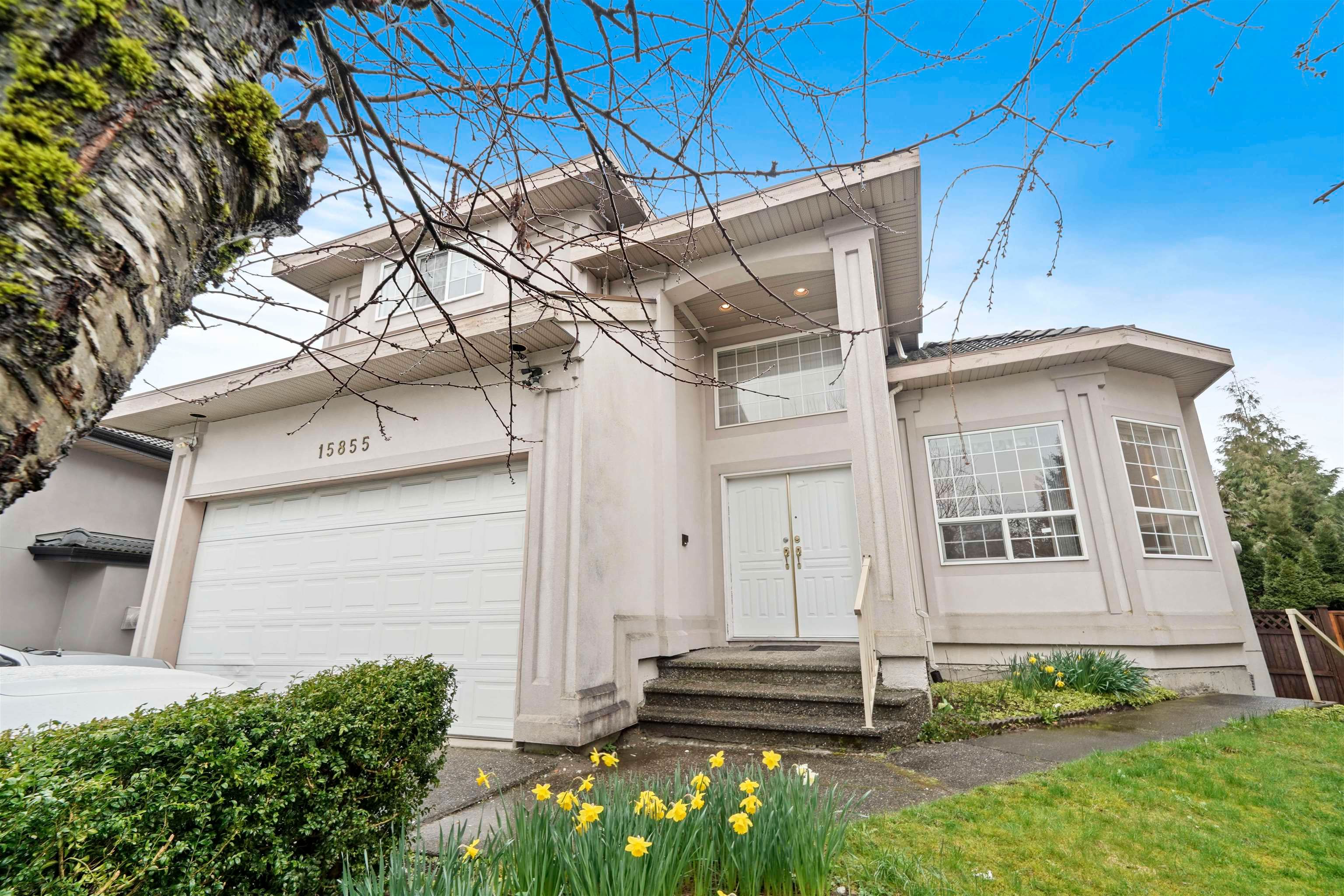 Main Photo: 15855 91A Avenue in Surrey: Fleetwood Tynehead House for sale : MLS®# R2670353