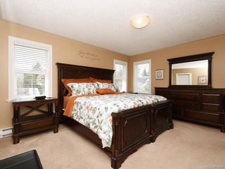 Photo 13: 760 E VIADUCT Ave in Saanich: SW Royal Oak House for sale (Saanich West)  : MLS®# 813695