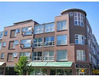 Photo 10: 204 2025 STEPHENS Street in Vancouver: Kitsilano Condo for sale in "STEPHENS COURT" (Vancouver West)  : MLS®# V806297
