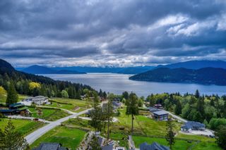 Photo 5: 795 MADISON Place in Gibsons: Gibsons & Area House for sale (Sunshine Coast)  : MLS®# R2688462