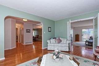 Photo 3: 6325 HOLLY PARK Drive in Delta: Holly House for sale in "HOLLY PARK" (Ladner)  : MLS®# R2101161