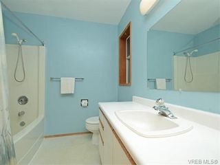 Photo 10: 762 Walfred Rd in VICTORIA: La Walfred House for sale (Langford)  : MLS®# 751065
