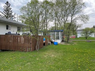 Photo 4: 307 Cedar Crescent in Steinbach: House for sale : MLS®# 202308474