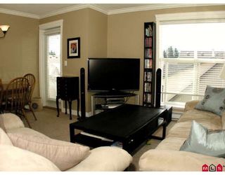 Photo 3: 304 8933 EDWARD Street in Chilliwack: Chilliwack W Young-Well Condo for sale in "KING EDWARD" : MLS®# H2903328
