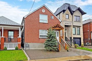 Photo 2: 221 Belgravia Avenue in Toronto: Briar Hill-Belgravia House (2-Storey) for sale (Toronto W04)  : MLS®# W5414796