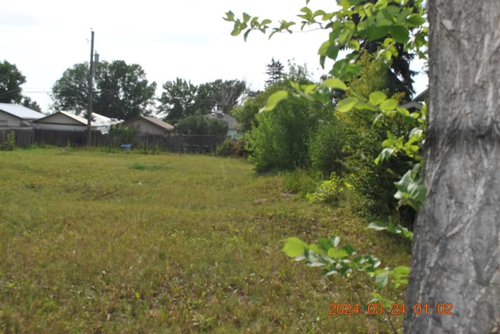 Main Photo: 2029 28 Street SE in Calgary: Southview Residential Land for sale : MLS®# A2075263