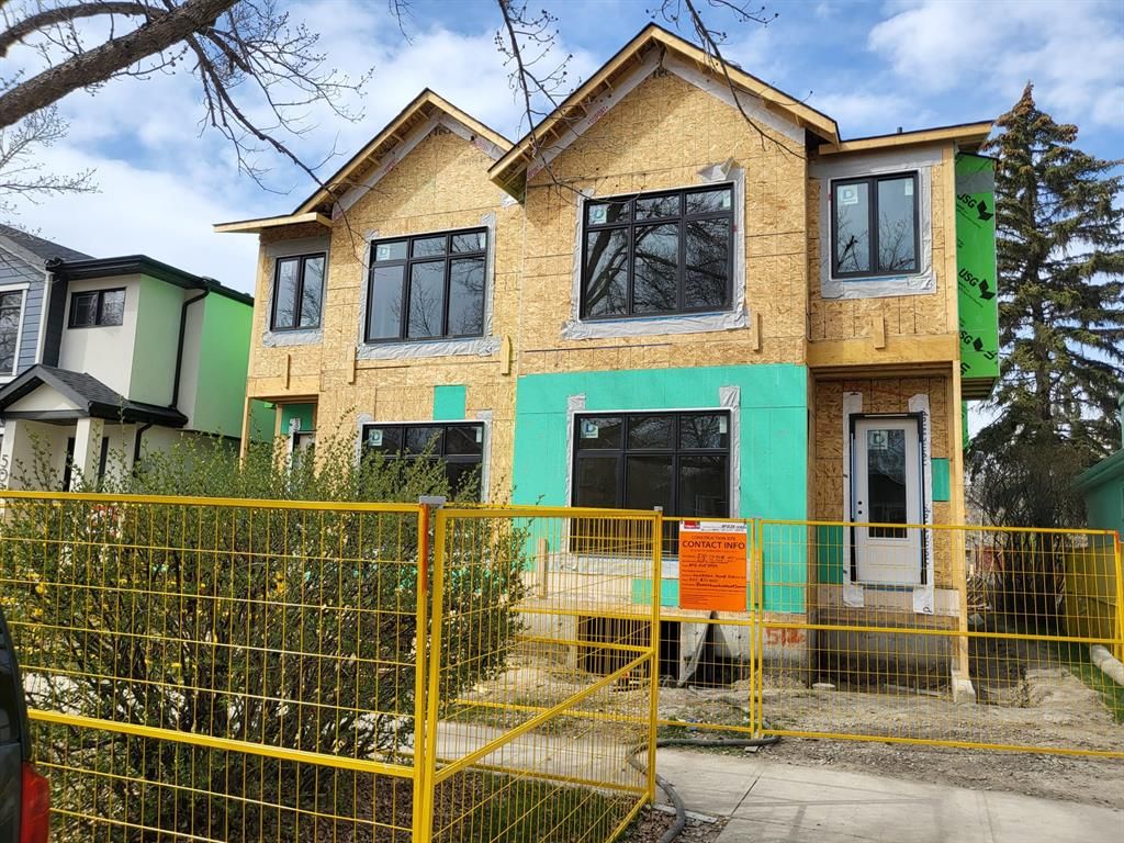 Main Photo: 512 14 Avenue in Calgary: Renfrew Semi Detached (Half Duplex) for sale : MLS®# A2047125