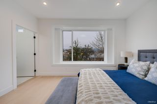 Photo 17: 1712 E 35TH Avenue in Vancouver: Victoria VE 1/2 Duplex for sale (Vancouver East)  : MLS®# R2880861