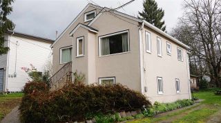 Photo 10: 210 BERNATCHEY Street in Coquitlam: Coquitlam West House for sale : MLS®# R2041025