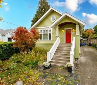 Photo 1: 308 DURHAM Street in New Westminster: GlenBrooke North House for sale : MLS®# R2824226