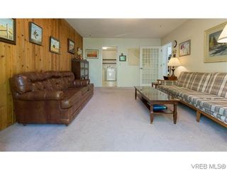 Photo 11: 829 Leota Pl in VICTORIA: SE Cordova Bay House for sale (Saanich East)  : MLS®# 742454