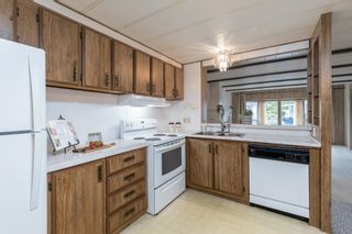 Photo 13: 26 2270 196 Street in Langley: Brookswood Langley Manufactured Home for sale in "PINE RIDGE PARK" : MLS®# R2820366