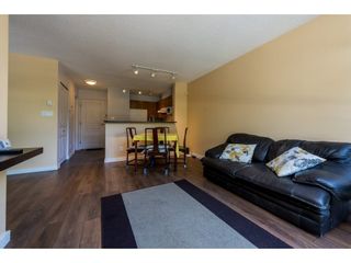 Photo 8: 213 3588 VANNESS Avenue in Vancouver: South Vancouver Condo for sale (Vancouver East)  : MLS®# R2301634