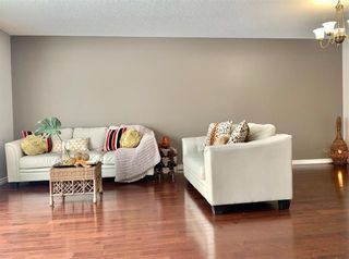 Photo 5: 23 Point West Drive in Winnipeg: Richmond West Residential for sale (1S)  : MLS®# 202401142