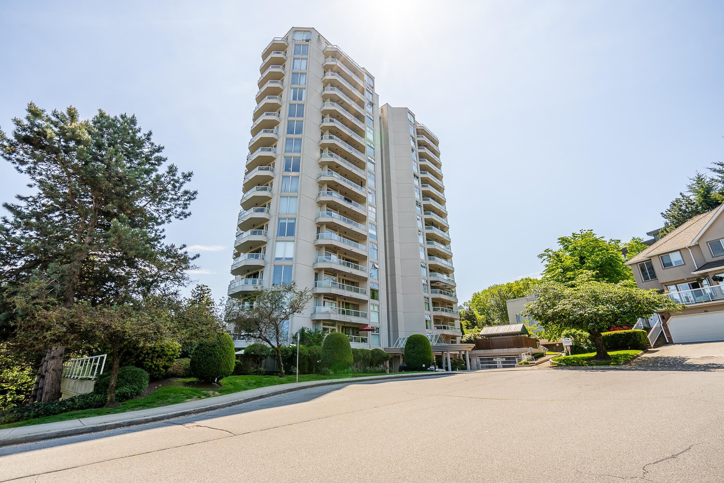 Main Photo: 506 71 JAMIESON Court in New Westminster: Fraserview NW Condo for sale : MLS®# R2780805