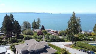 Photo 22: 2586 MARINE Drive in West Vancouver: Dundarave House for sale : MLS®# R2823397