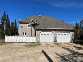 Photo 4: 266 Shoreline Road in Cranberry: R44 Residential for sale (R44 - Flin Flon and Area)  : MLS®# 202325824