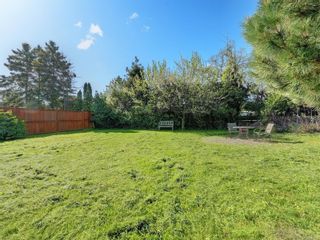 Photo 17: 1661 Mortimer St in Saanich: SE Mt Tolmie House for sale (Saanich East)  : MLS®# 961380