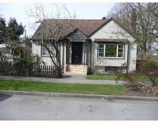 Photo 1: 1905 GARDEN Drive in Vancouver: Grandview VE House for sale (Vancouver East)  : MLS®# V760294