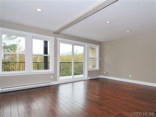 Photo 4: 105 982 Rattanwood Pl in VICTORIA: La Happy Valley Row/Townhouse for sale (Langford)  : MLS®# 625869