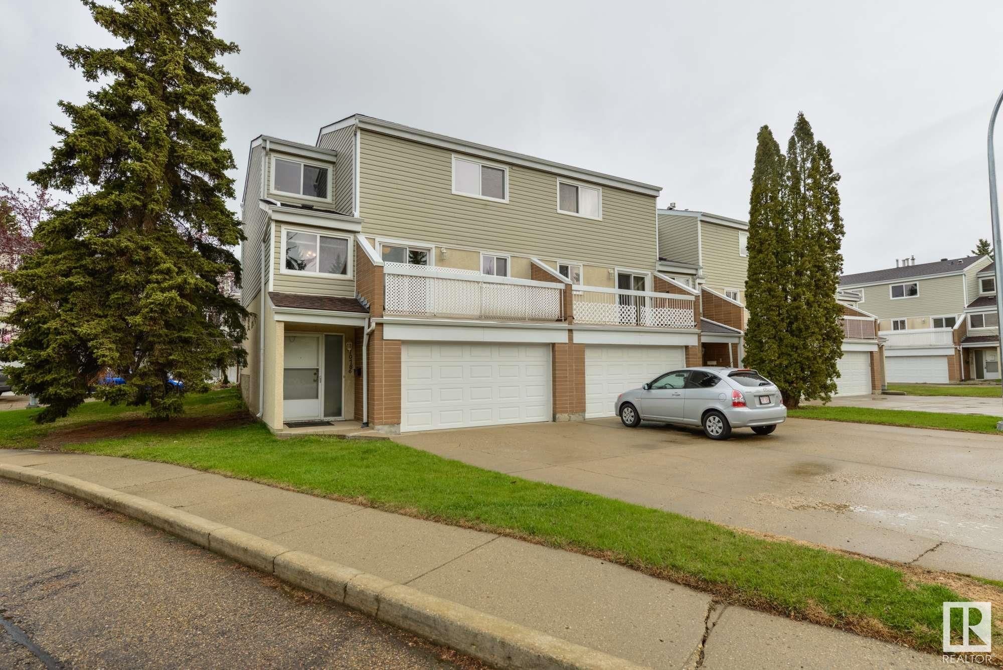 Main Photo: 10786 31 Avenue NW in Edmonton: Zone 16 Townhouse for sale : MLS®# E4294591