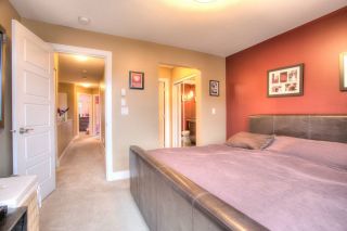 Photo 10: 27 6299 144 Street in Surrey: Sullivan Station Townhouse for sale in "Altura" : MLS®# R2023805