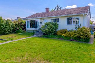 Photo 1: 7922 17TH AVENUE in Burnaby: East Burnaby House for sale (Burnaby East)  : MLS®# R2366489