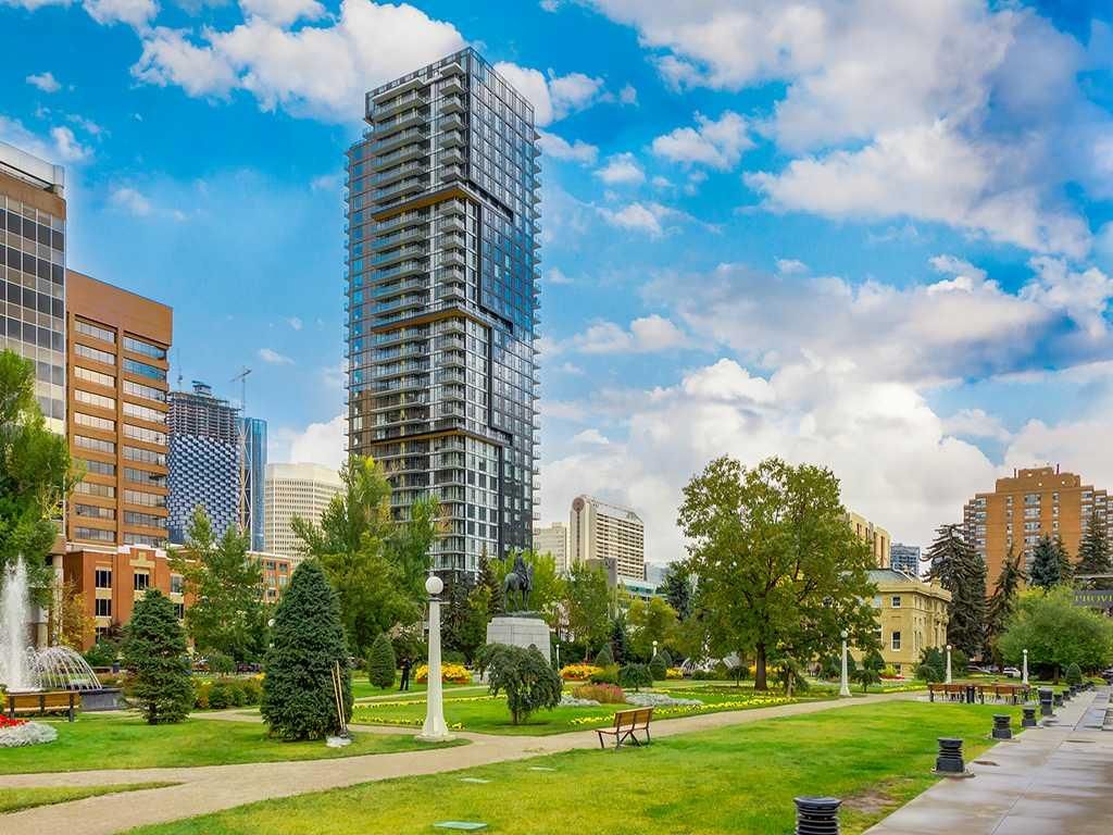 Main Photo: 2604 310 12 Avenue SW in Calgary: Beltline Apartment for sale : MLS®# A2084664