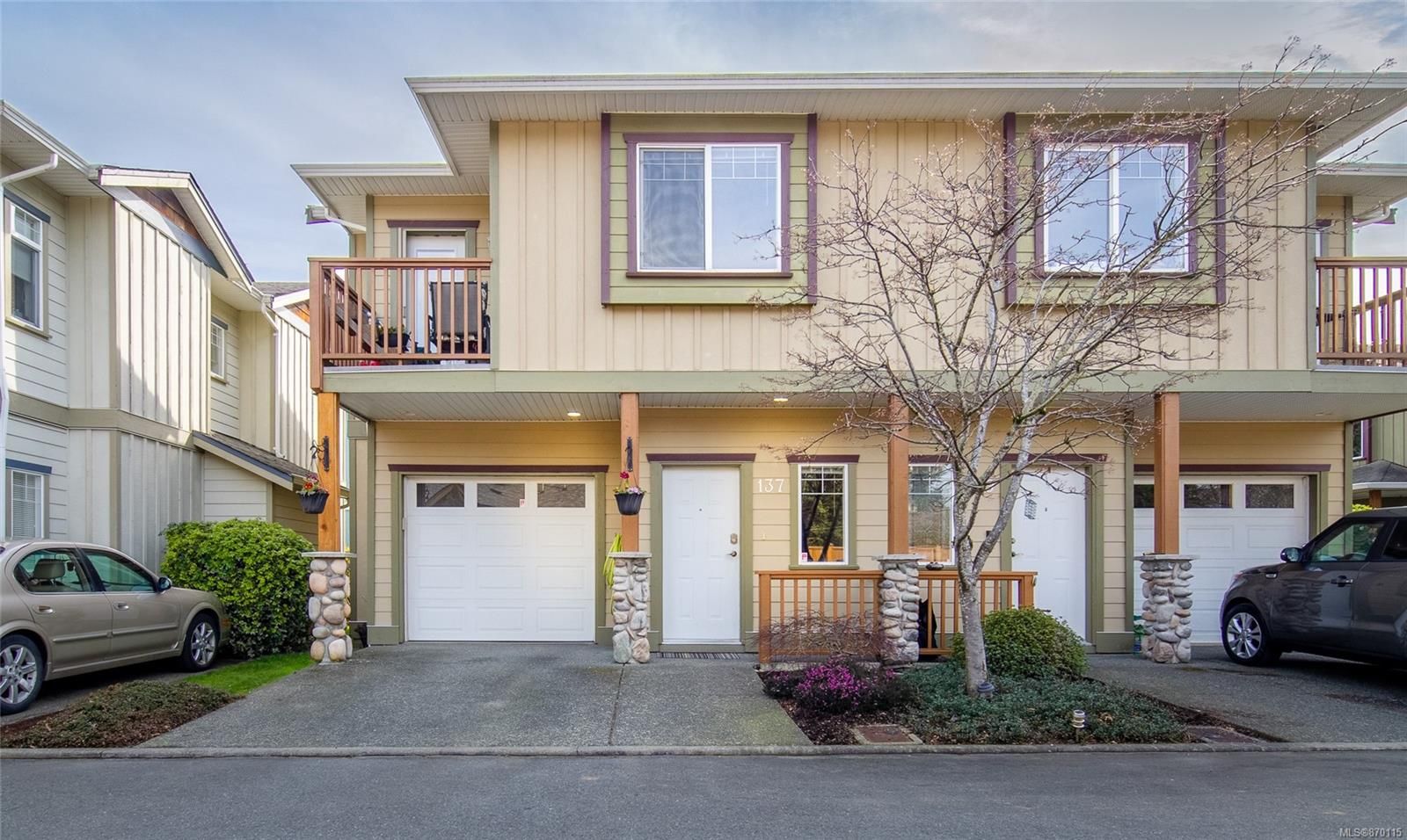 Main Photo: 137 951 Goldstream Ave in Langford: La Goldstream Row/Townhouse for sale : MLS®# 870115