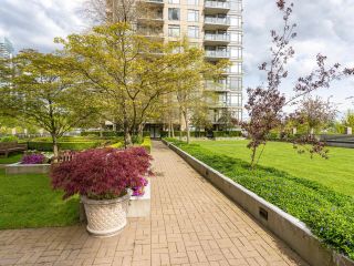 Photo 19: 1705 2345 MADISON Avenue in Burnaby: Brentwood Park Condo for sale in "OMA" (Burnaby North)  : MLS®# R2696768