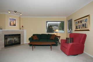 Photo 2: 12 8540 BLUNDELL Road in Richmond: Garden City Townhouse for sale in "CATALINA COURT" : MLS®# V853733