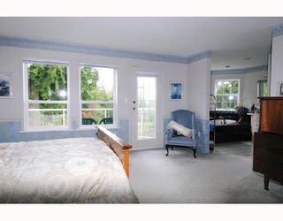 Photo 3: 26674 100TH Avenue in Maple_Ridge: Thornhill House for sale (Maple Ridge)  : MLS®# V709070