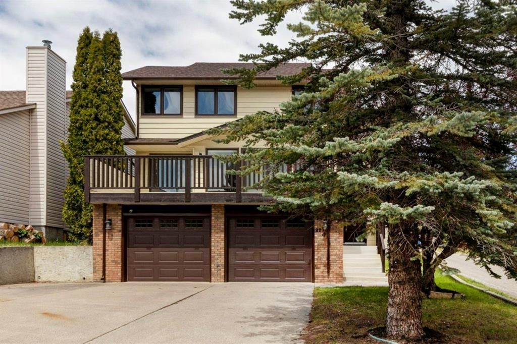 Photo 1: Photos: 227 Edgeland Road NW in Calgary: Edgemont Detached for sale : MLS®# A1236383