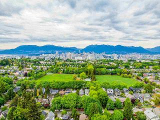 Photo 8: 836 W 22ND AVENUE in Vancouver: Cambie House for sale (Vancouver West)  : MLS®# R2455356
