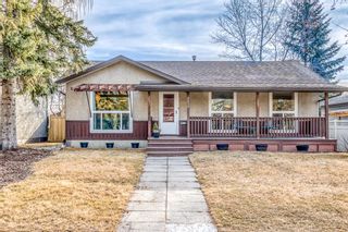 Photo 1: 8616 Fairmount Drive SE in Calgary: Acadia Detached for sale : MLS®# A1199746