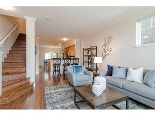 Photo 5: 7 5839 PANORAMA Drive in Surrey: Sullivan Station Townhouse for sale in "FOREST GATE" : MLS®# R2403338
