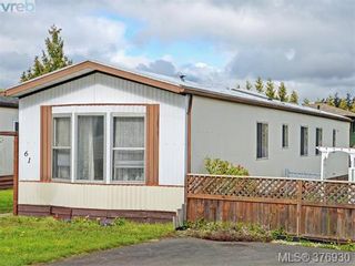 Photo 1: 61 1555 Middle Rd in VICTORIA: VR Glentana Manufactured Home for sale (View Royal)  : MLS®# 756727