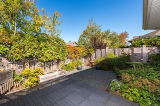Photo 19: 1967 Polo Park Crt in Central Saanich: CS Saanichton Row/Townhouse for sale : MLS®# 914885