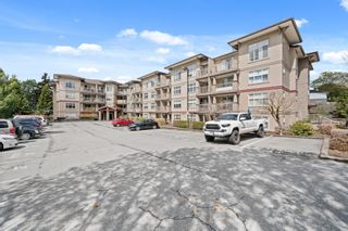Photo 2: 104 2515 PARK Drive in Abbotsford: Abbotsford East Condo for sale in "Viva on Park" : MLS®# R2878558