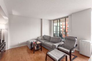 Photo 4: 703 813 AGNES Street in New Westminster: Downtown NW Condo for sale in "The News" : MLS®# R2148826