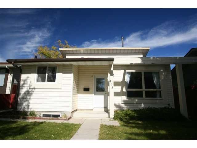 Main Photo: 455 BERKLEY Crescent NW in CALGARY: Beddington Residential Detached Single Family for sale (Calgary)  : MLS®# C3446883