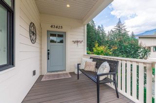 Photo 4: 43425 OLD ORCHARD Lane in Lindell Beach: Cultus Lake South House for sale in "CREEKSIDE MILLS AT CULTUS LAKE" (Cultus Lake & Area)  : MLS®# R2698624