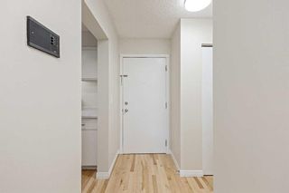 Photo 2: 407 819 4A Street NE in Calgary: Renfrew Apartment for sale : MLS®# A2141973