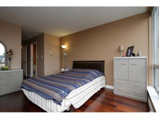 Photo 7: 1405 9623 MANCHESTER Drive in Burnaby: Cariboo Condo for sale in "STRATHMORE TOWERS" (Burnaby North)  : MLS®# V1053890