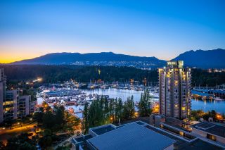 Photo 2: 1902 1616 BAYSHORE Drive in Vancouver: Coal Harbour Condo for sale (Vancouver West)  : MLS®# R2715304