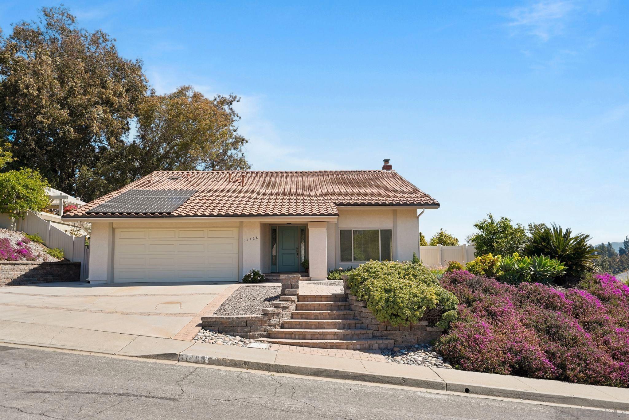 Main Photo: RANCHO BERNARDO House for sale : 4 bedrooms : 11468 Escoba Pl in San Diego