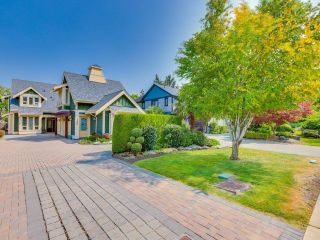 Photo 1: 5386 CRESCENT Drive in Delta: Hawthorne House for sale (Ladner)  : MLS®# R2810179