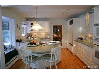 Photo 5: 763 Helvetia Cres in VICTORIA: SE Cordova Bay House for sale (Saanich East)  : MLS®# 419042